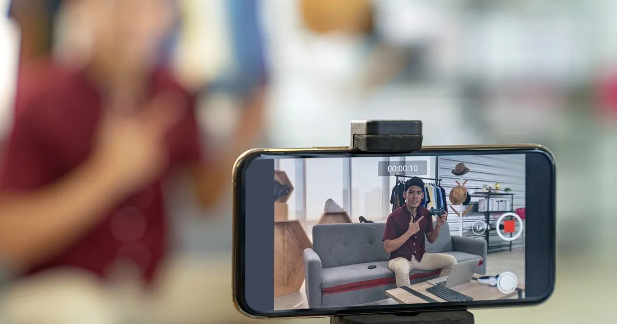 Apple accusé d'utiliser des vidéos YouTube pour son IA