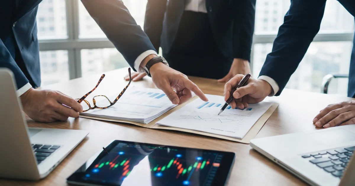 Anthropic vs OpenAI : la bataille de l'IA professionnelle