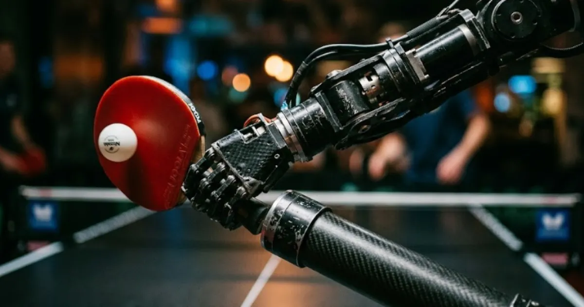 Ace, le robot de Sony AI qui défie les pros du ping-pong
