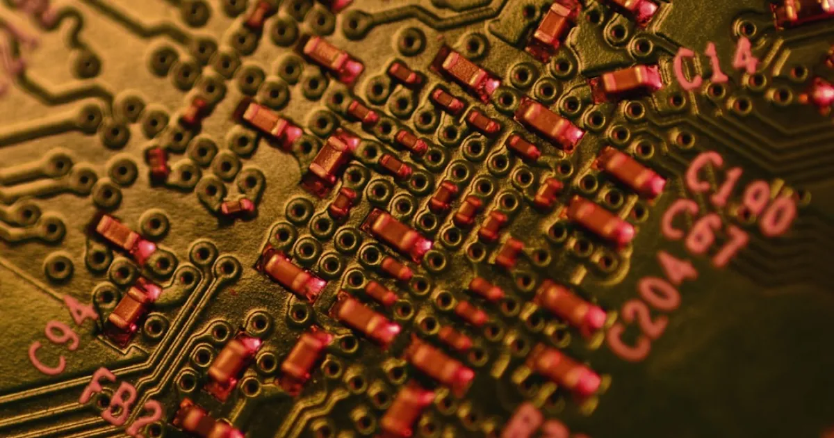 GPU : une architecture de recherche accélérerait l'IA de 1,8 à 2,25 fois (simulation)