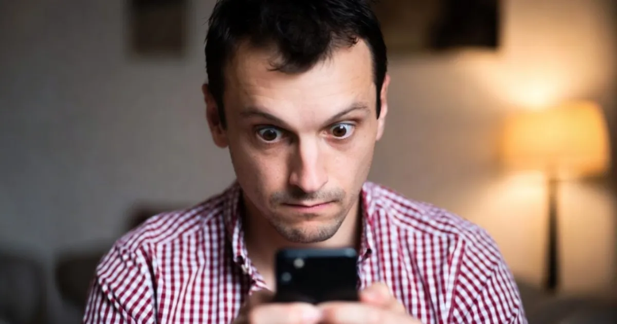 ChatGPT alerte le FBI : un cas concret de surveillance IA